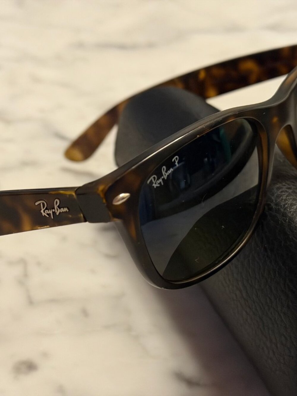 Rayban New Wayfarer - Flat Finish Tortoise with Polarized - Picture 4 of 4